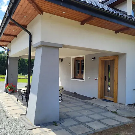 Rozane Wzgorze דירה ביסטריצה קלודזקה